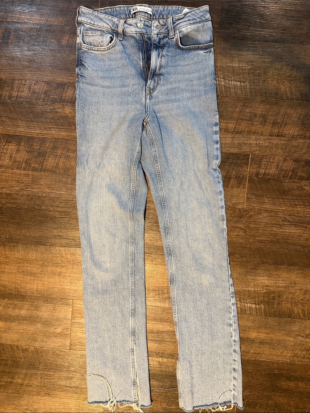 Light Wash High-Rise Straight Jeans Zara